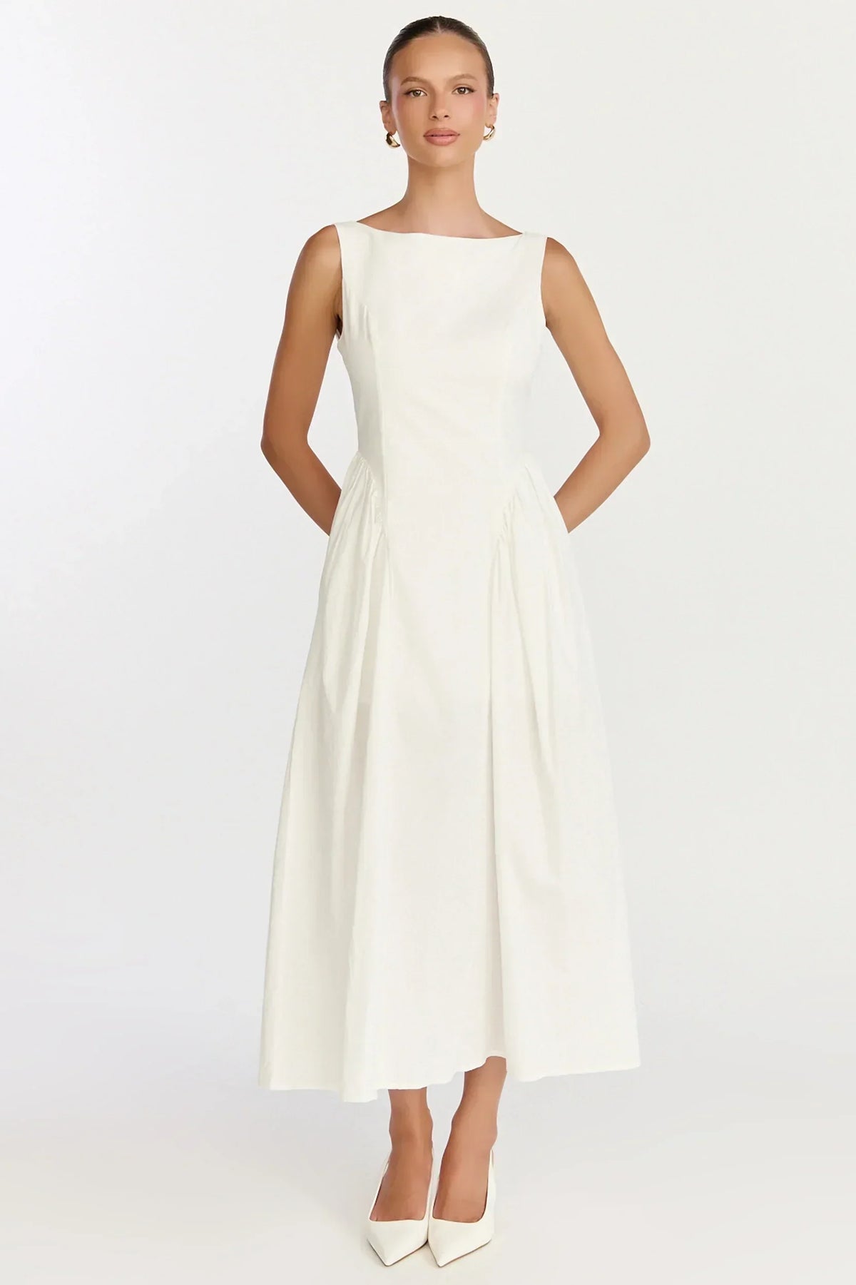 Casina Midi Dress - Boat Neck Tie Back Fit And Flare Dress In Off White