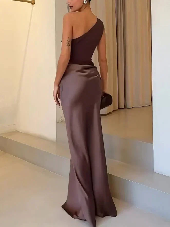 Isabelle Ruched Maxi Dress